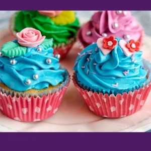 Cupcake decorating