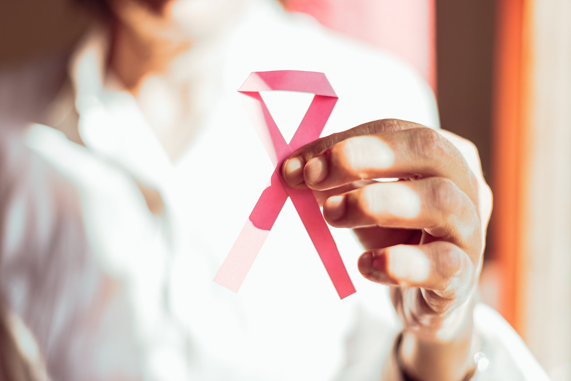 breast cancer ribbon
