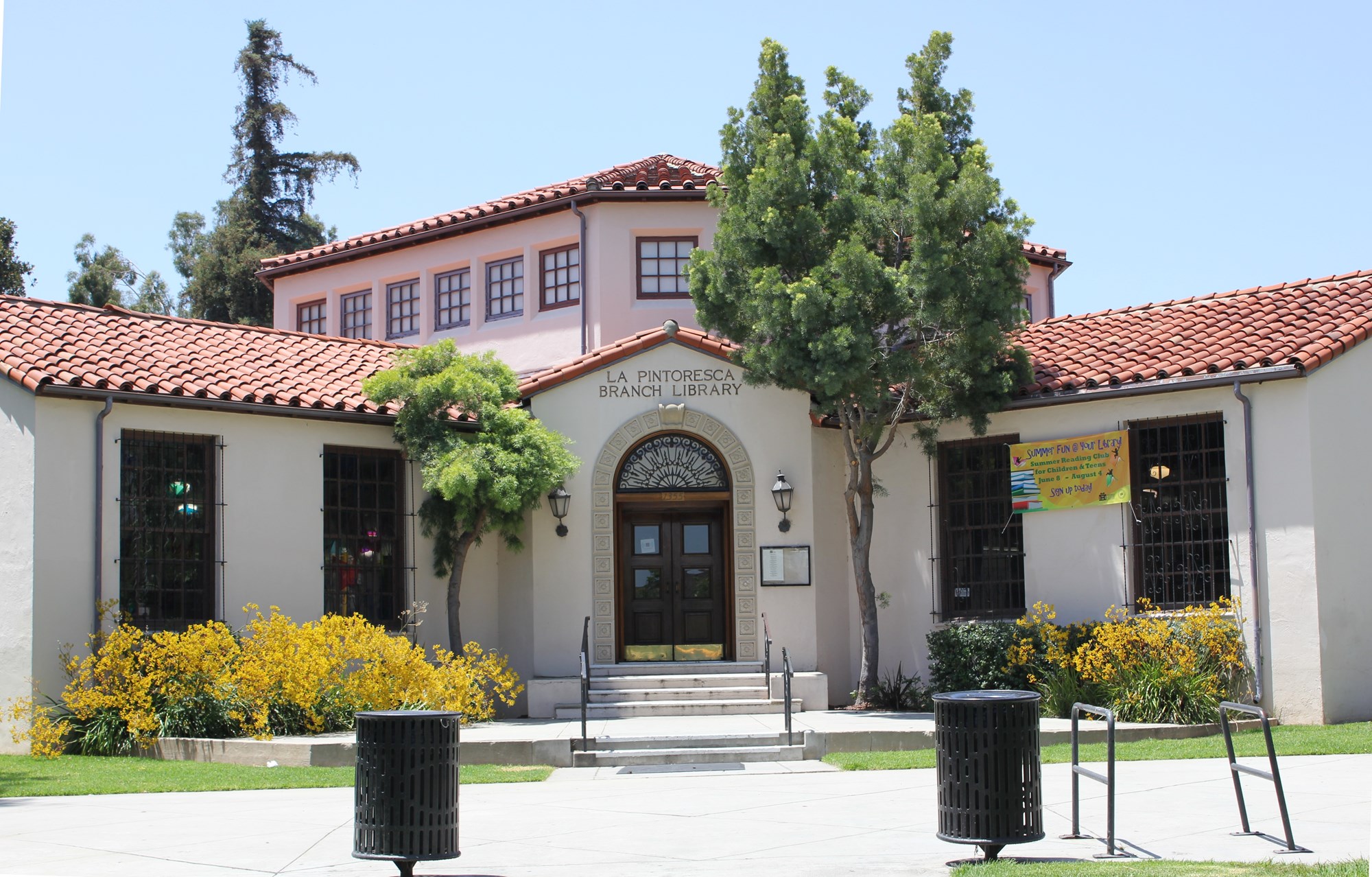 La Pintoresca Branch