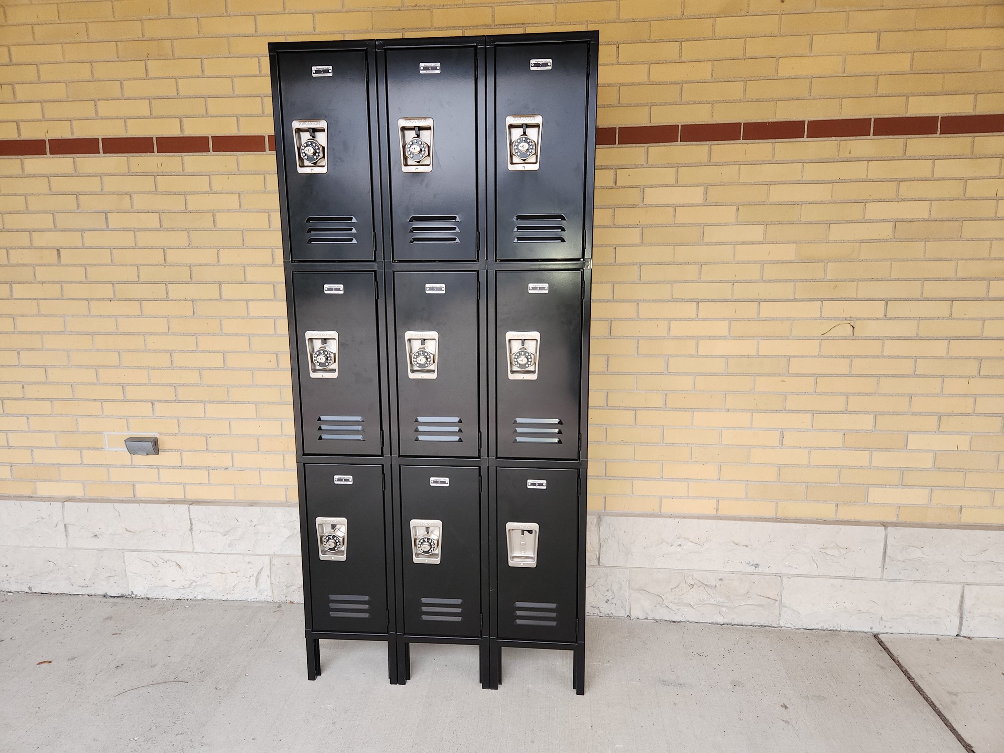 Holds Pickup Lockers